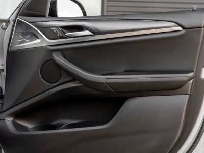 2022 BMW X4 xDrive30i