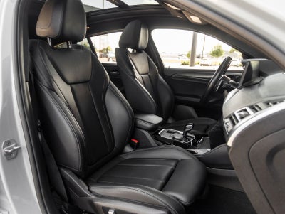 2022 BMW X4 xDrive30i