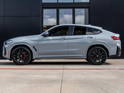 2022 BMW X4 xDrive30i
