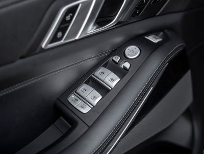 2024 BMW X7 M60i