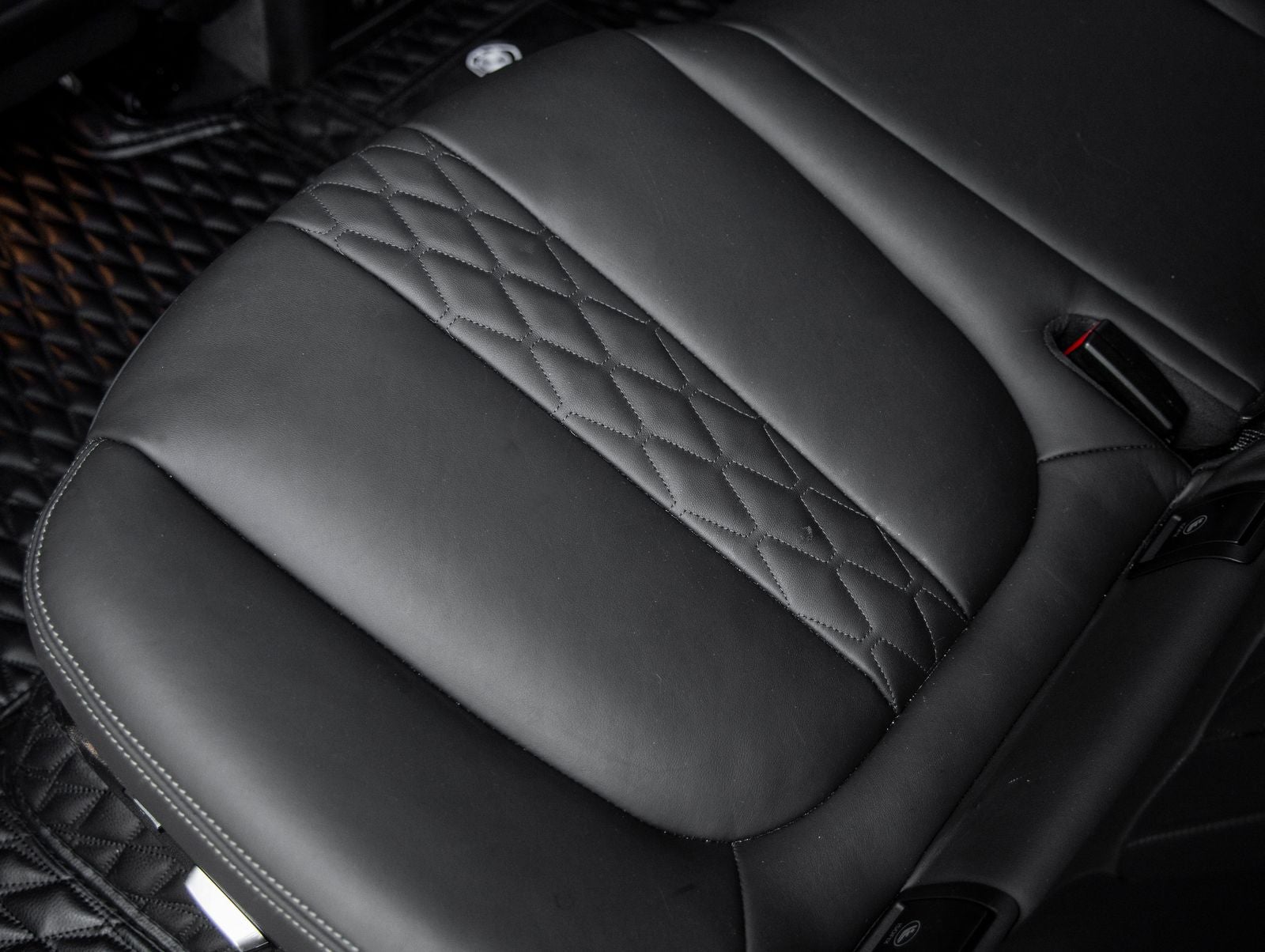 2024 BMW X7 M60i