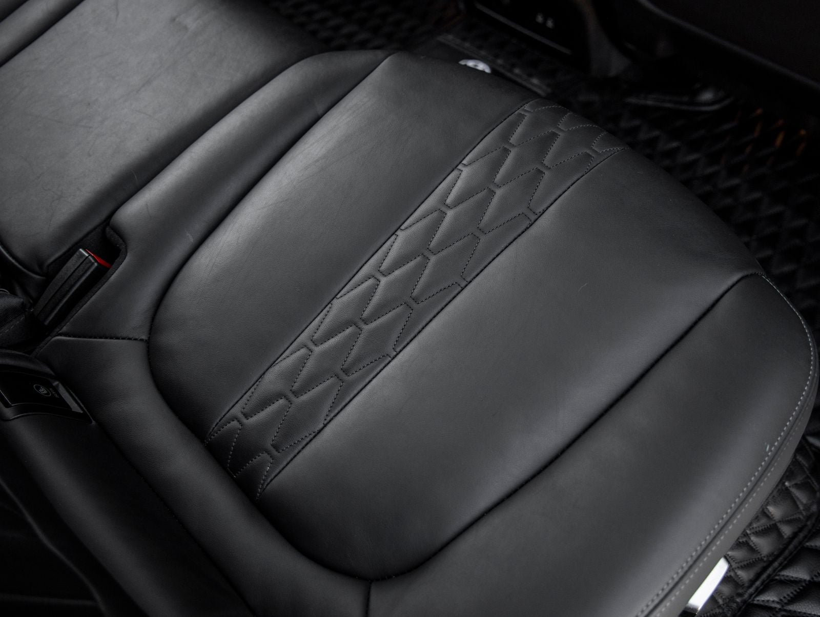 2024 BMW X7 M60i