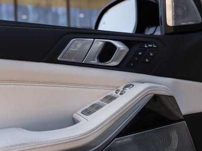2021 BMW X7 M50i