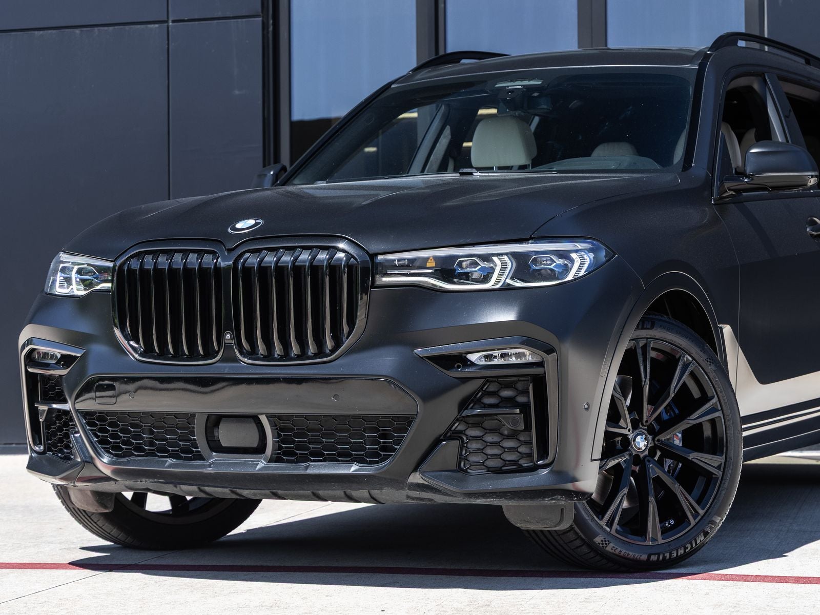 2021 BMW X7 M50i