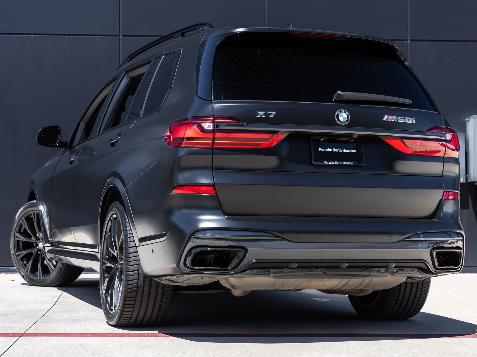 2021 BMW X7 M50i