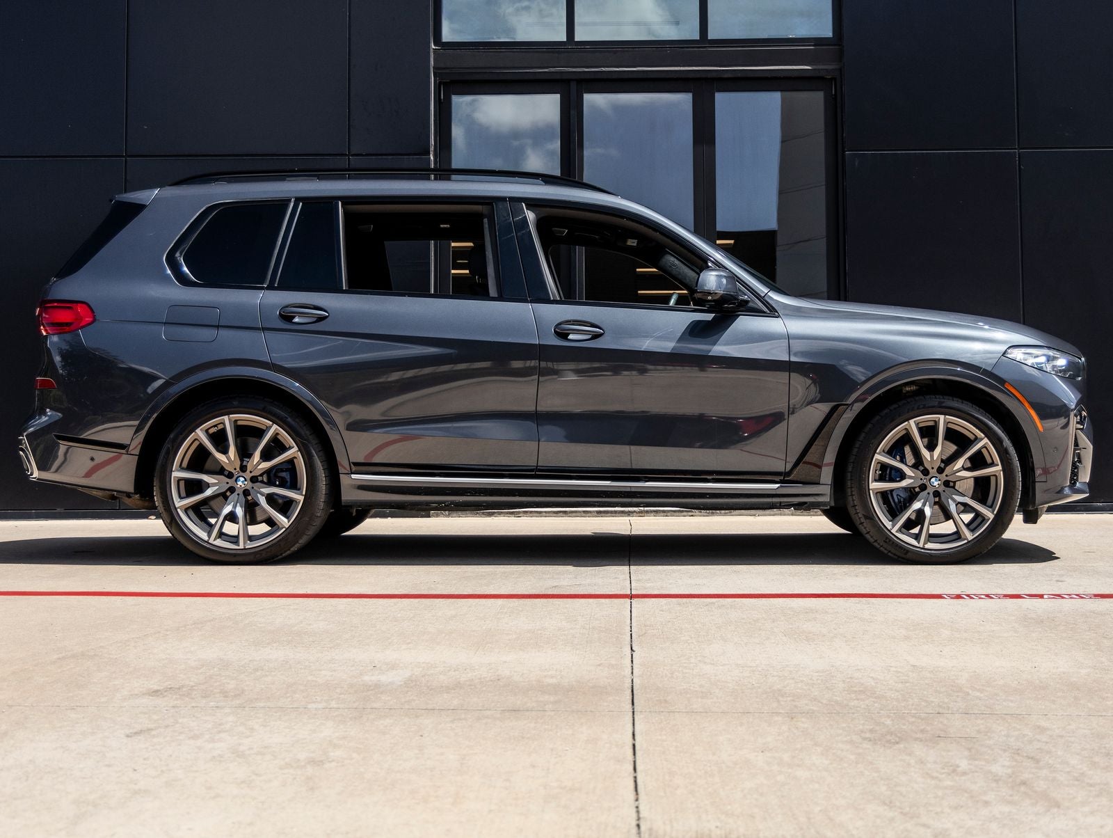 2020 BMW X7 M50i