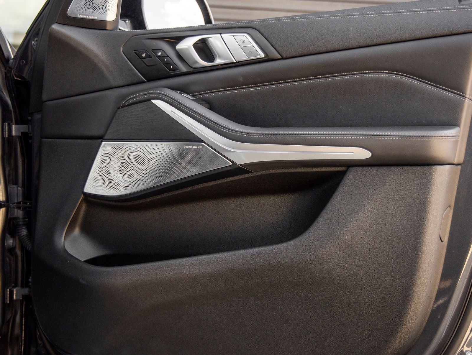 2020 BMW X7 M50i