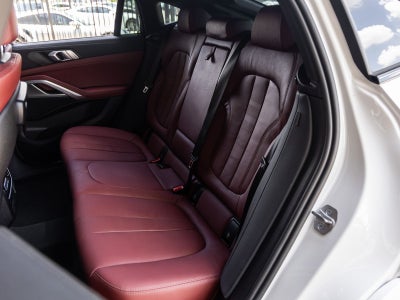 2022 BMW X6 xDrive40i