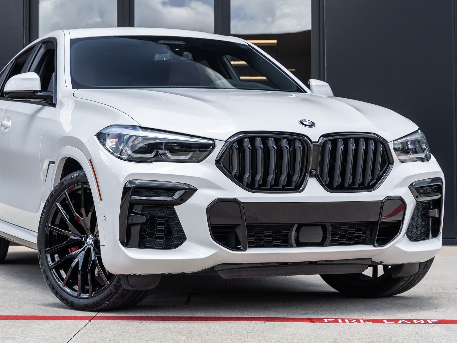 2022 BMW X6 xDrive40i