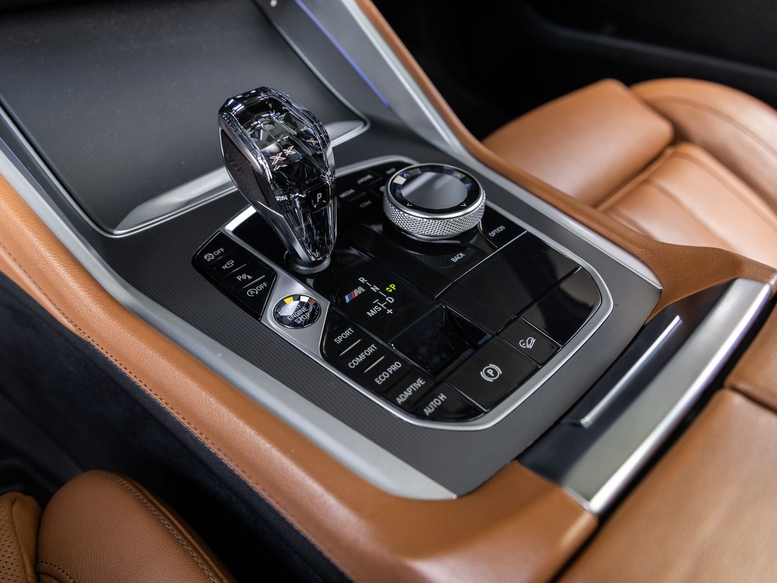 2021 BMW X6 M50i