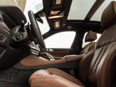 2021 BMW X6 M50i