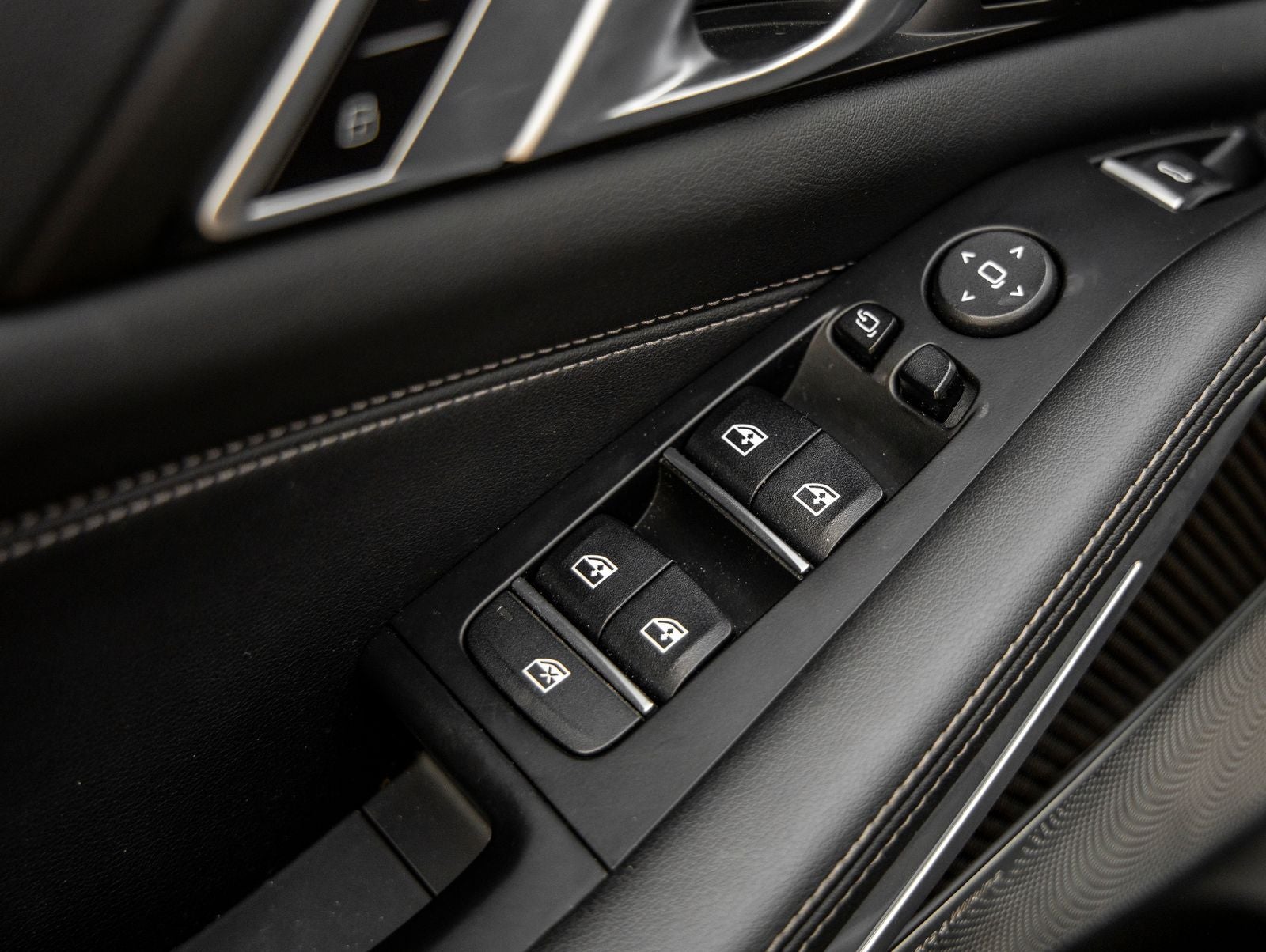 2023 BMW X5 M50i