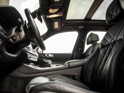 2023 BMW X5 M50i