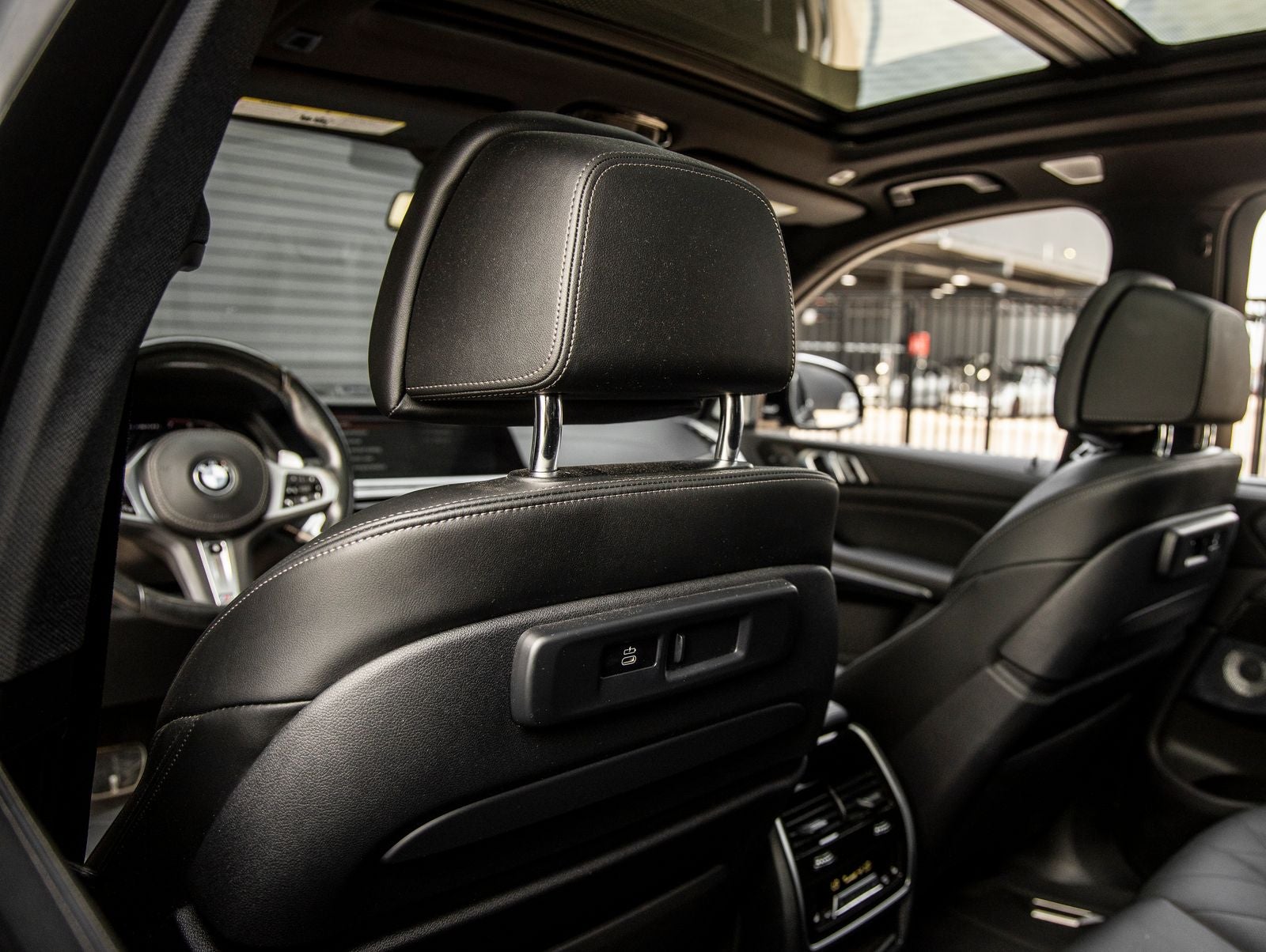 2023 BMW X5 M50i