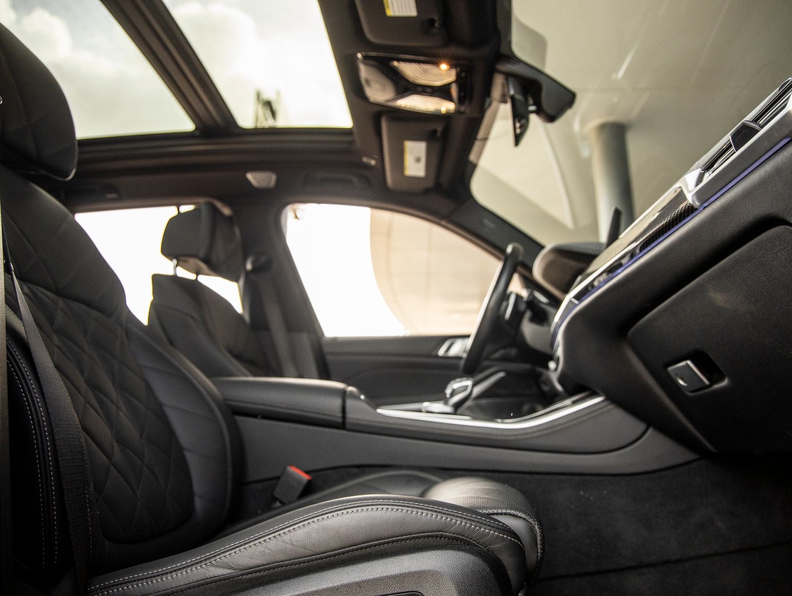 2023 BMW X5 M50i