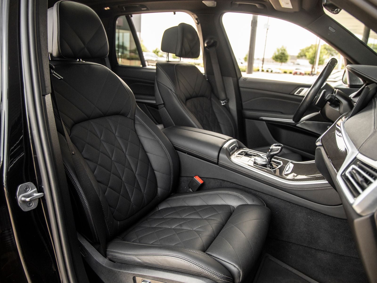 2023 BMW X5 M50i