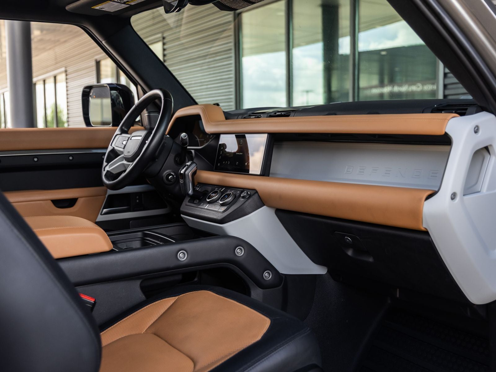 2023 Land Rover Defender 90 X-Dynamic SE