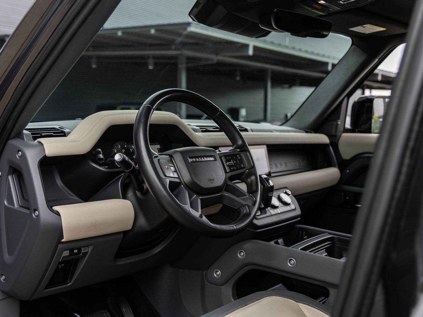 2023 Land Rover Defender 110 X-Dynamic SE