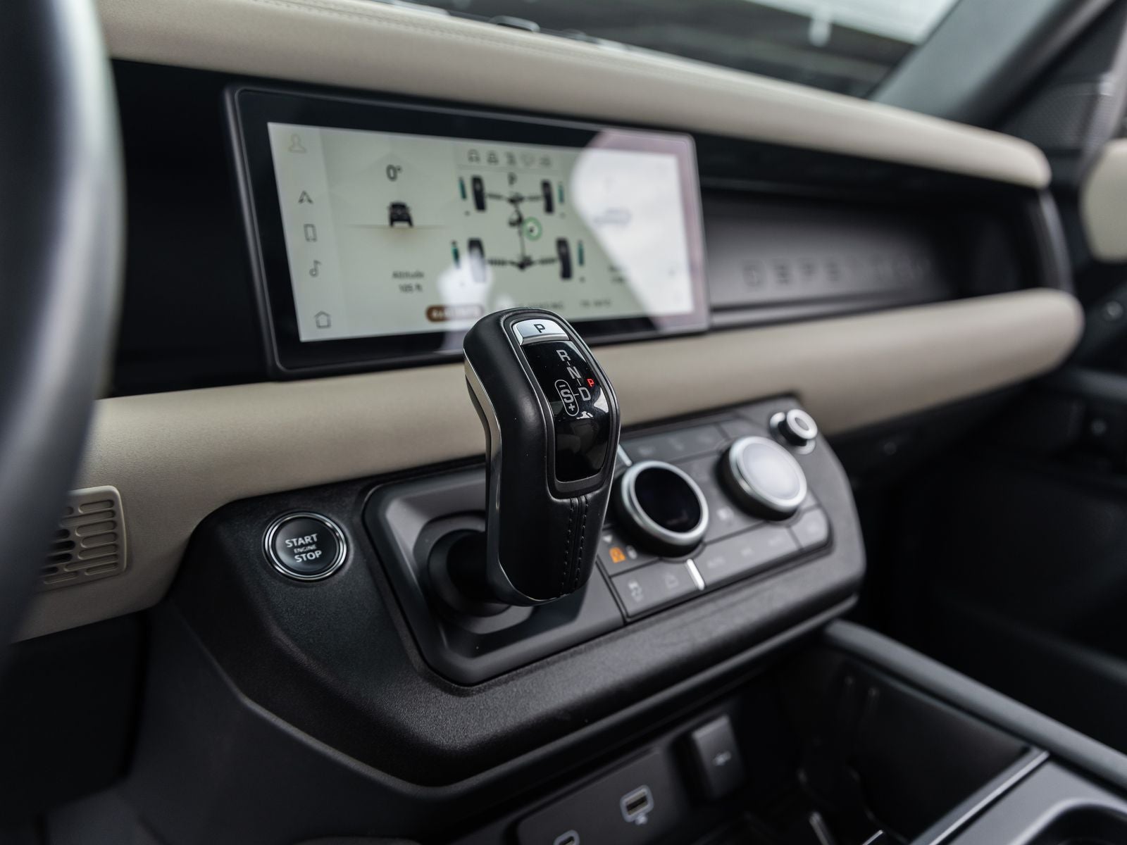 2023 Land Rover Defender 110 X-Dynamic SE