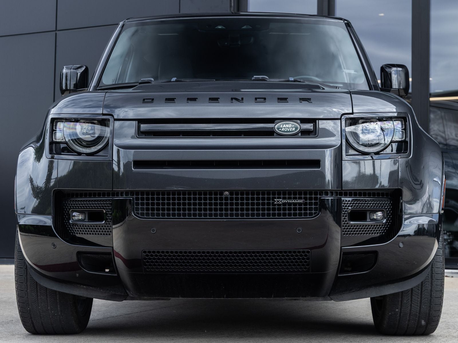2023 Land Rover Defender 110 X-Dynamic SE