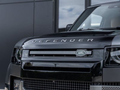 2024 Land Rover Defender 90 Carpathian Edition