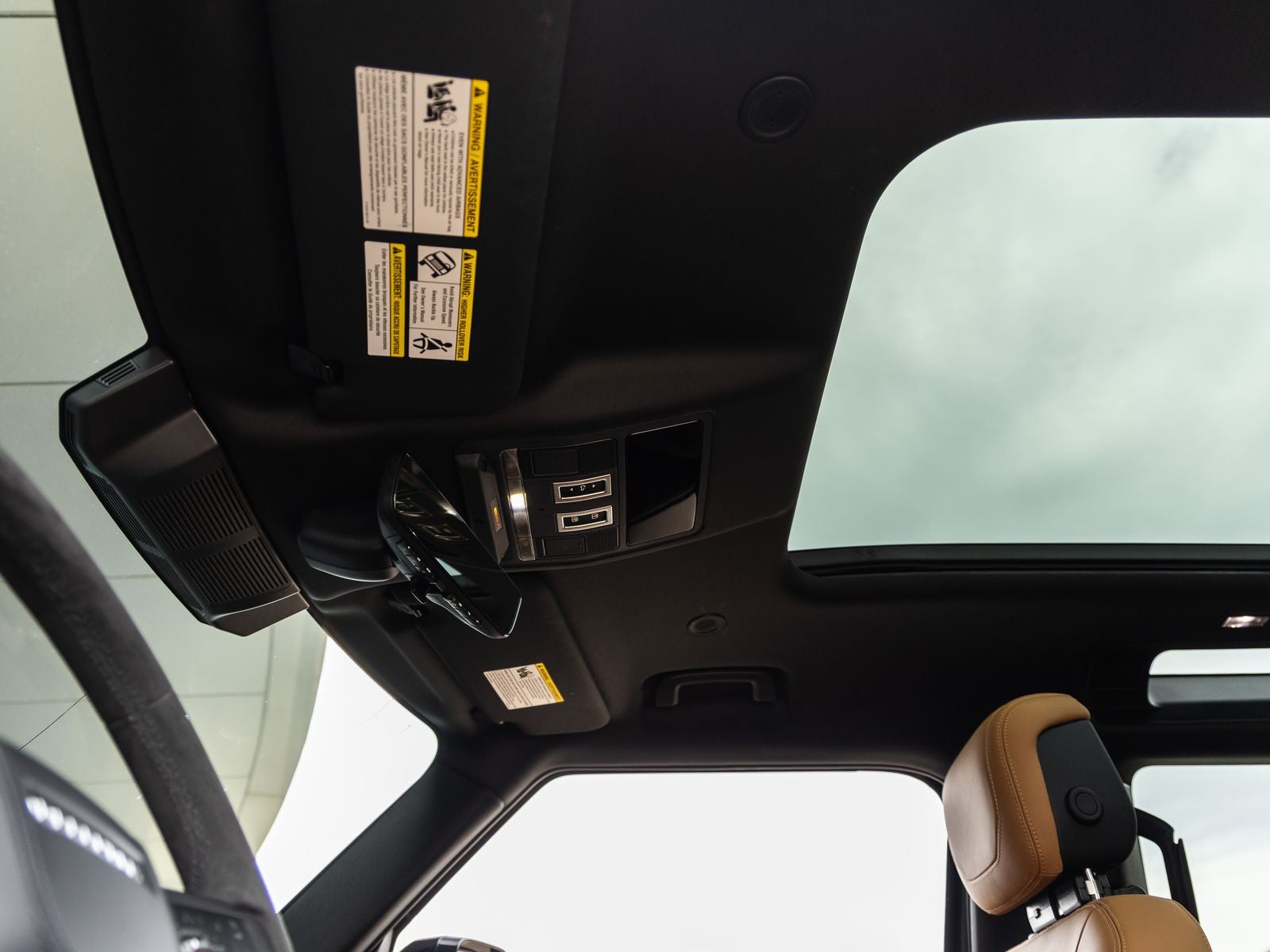 2024 Land Rover Defender 90 Carpathian Edition