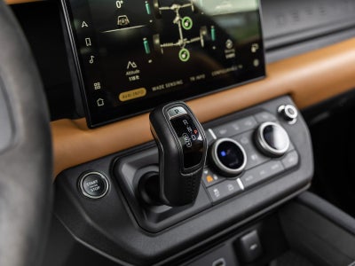 2024 Land Rover Defender 90 Carpathian Edition