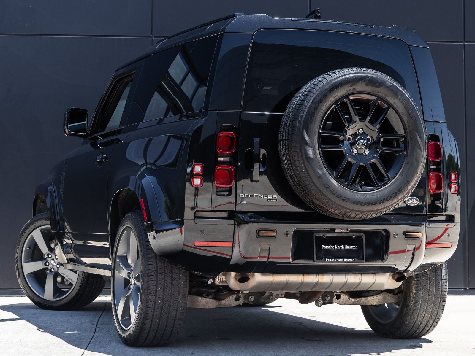 2021 Land Rover Defender 90 X-Dynamic S