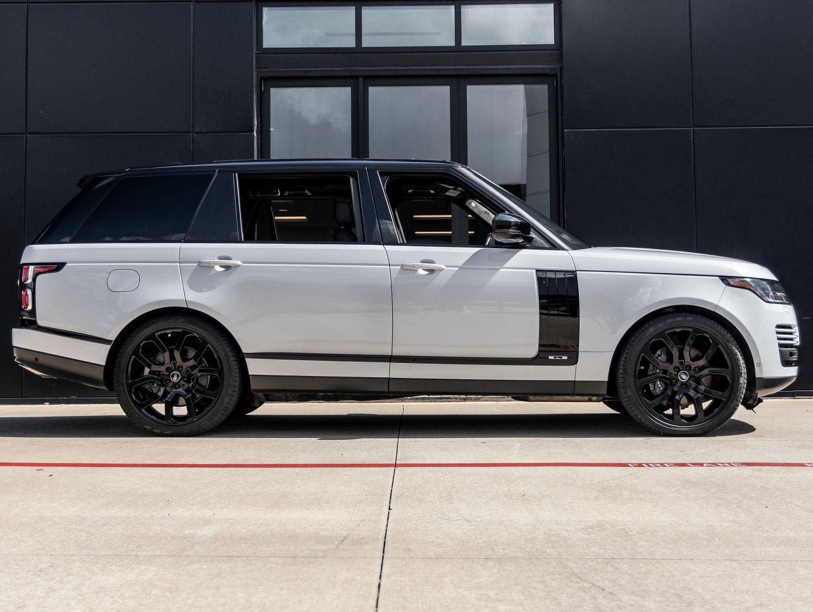 2020 Land Rover Range Rover Supercharged LWB
