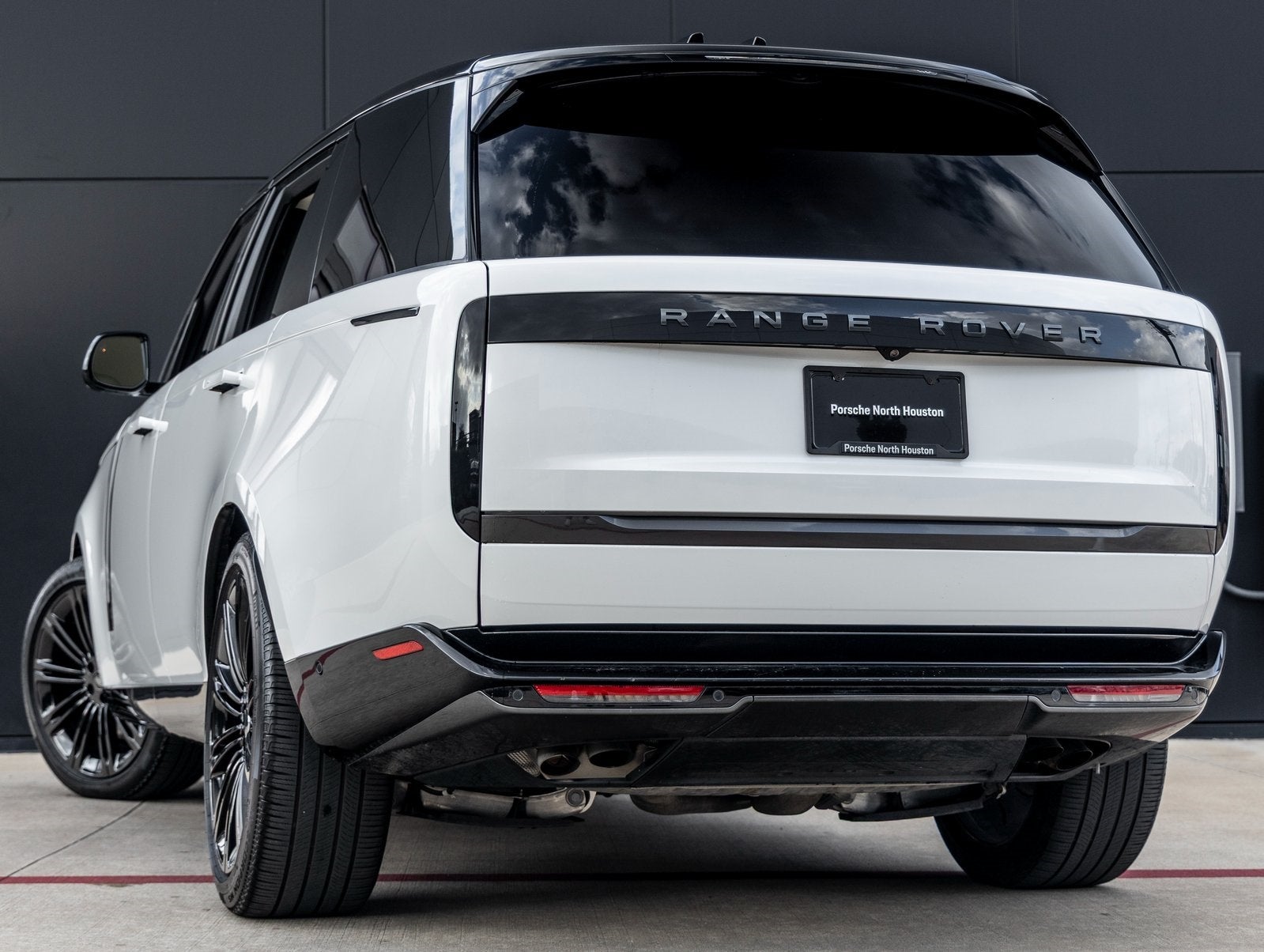 2025 Land Rover Range Rover Autobiography