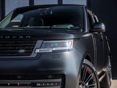 2025 Land Rover Range Rover SE
