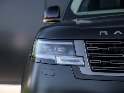 2025 Land Rover Range Rover SE