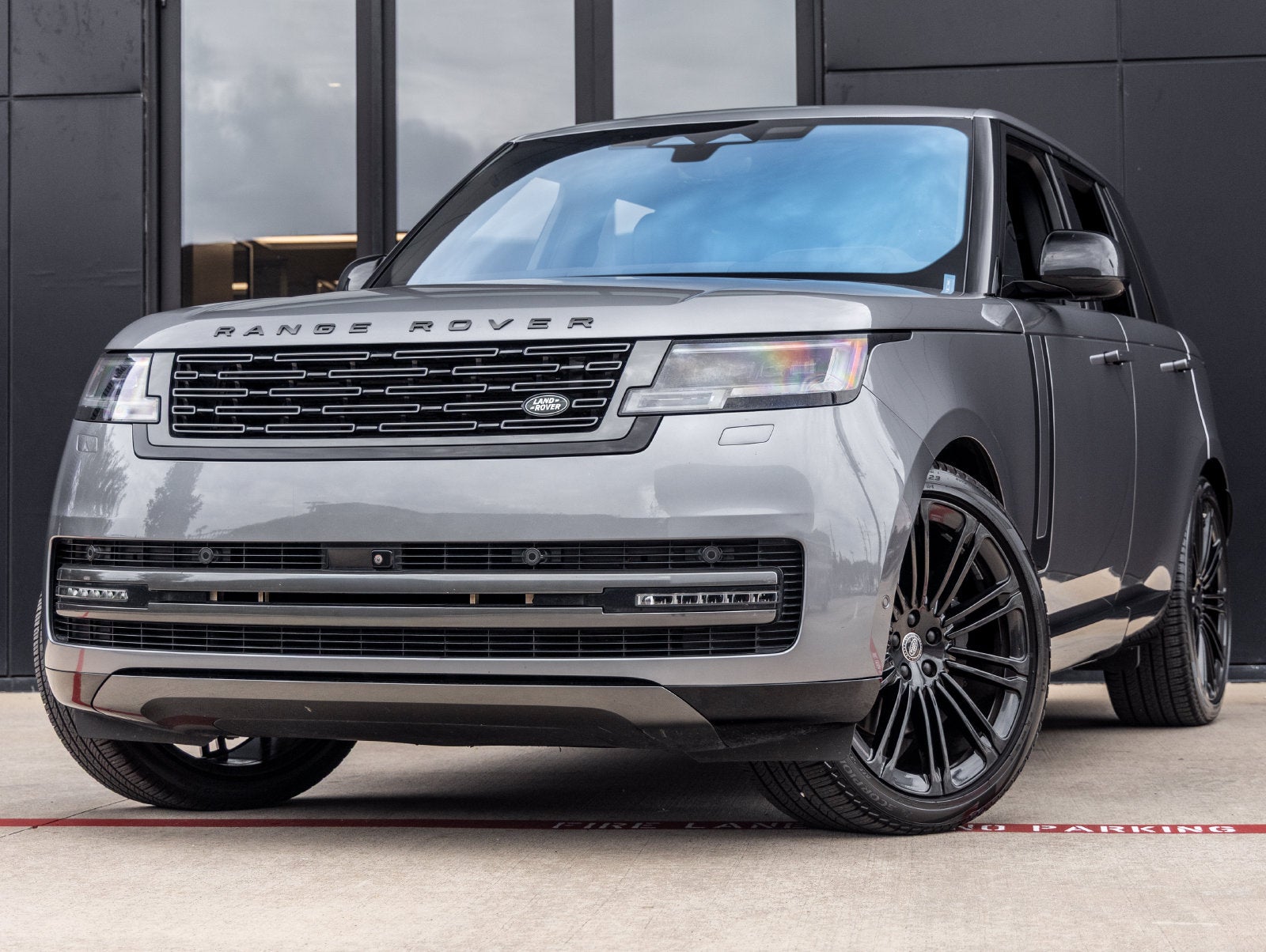 2023 Land Rover Range Rover SE