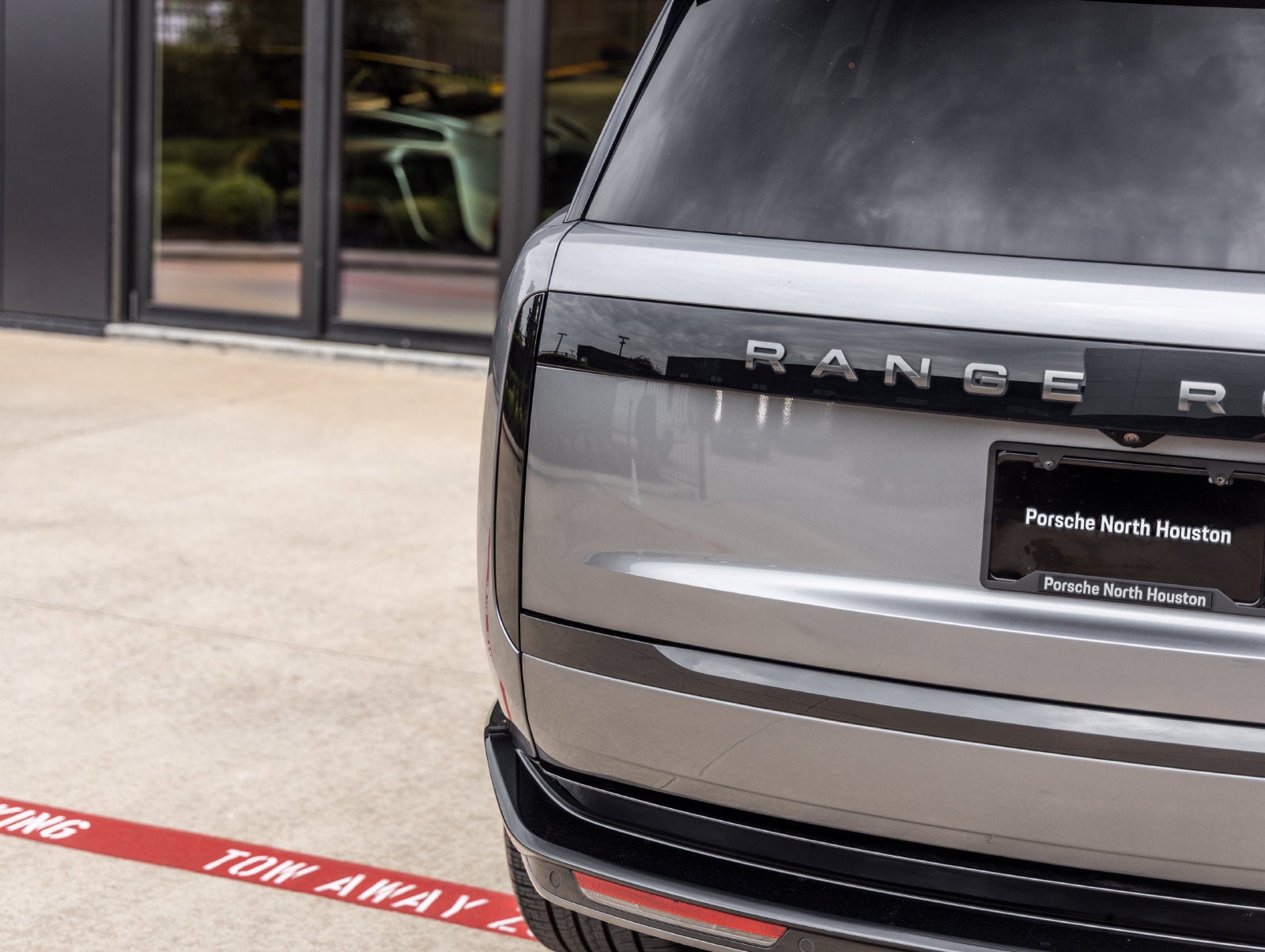 2023 Land Rover Range Rover SE
