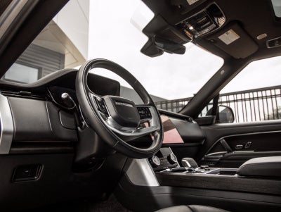 2023 Land Rover Range Rover SE