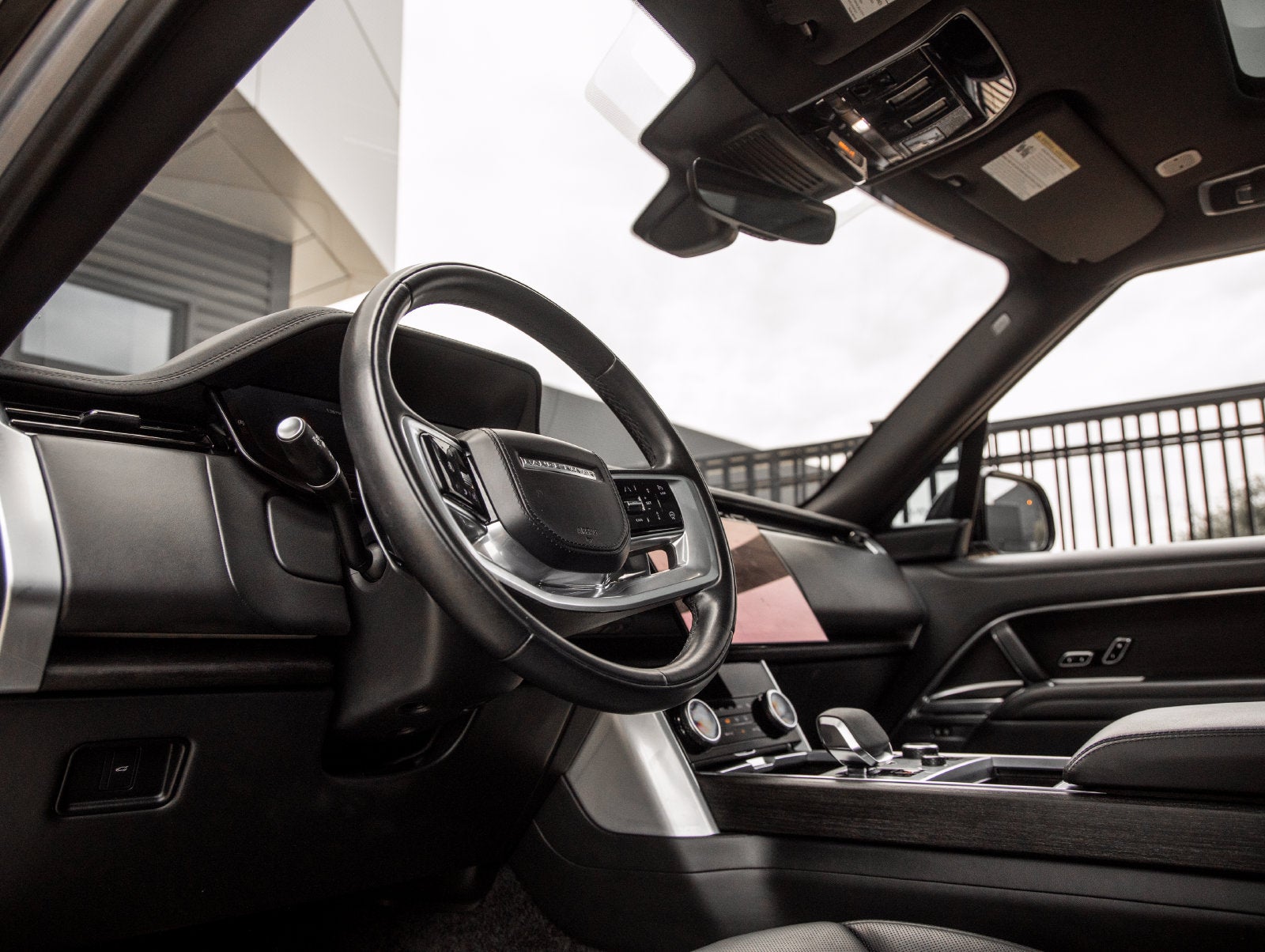 2023 Land Rover Range Rover SE