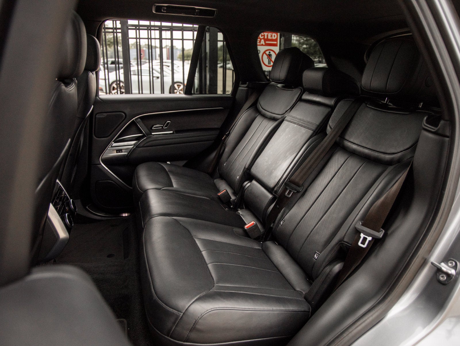 2023 Land Rover Range Rover SE