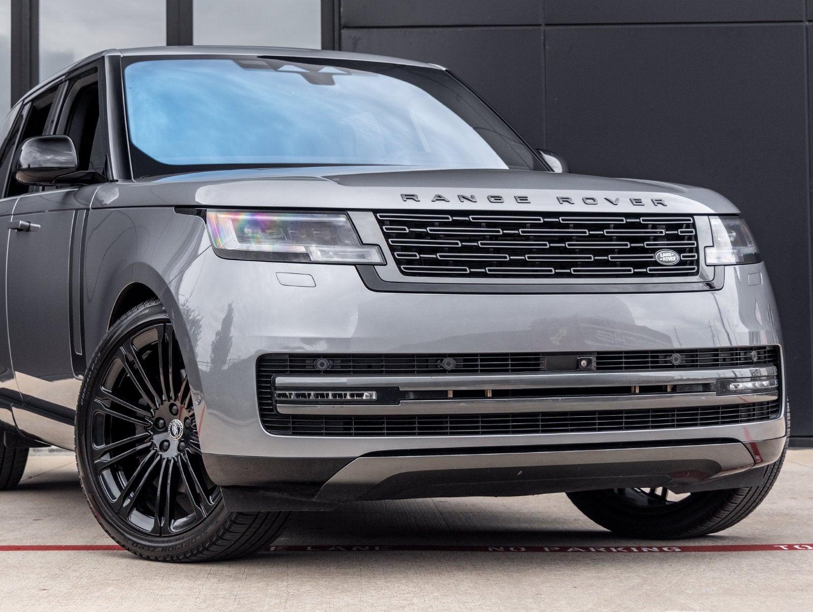 2023 Land Rover Range Rover SE