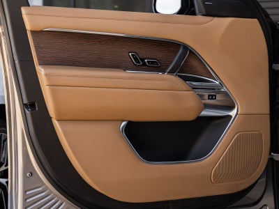 2023 Land Rover Range Rover SE LWB
