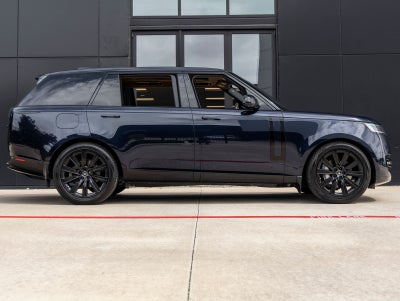 2023 Land Rover Range Rover SE LWB