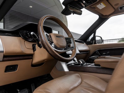 2023 Land Rover Range Rover SE LWB