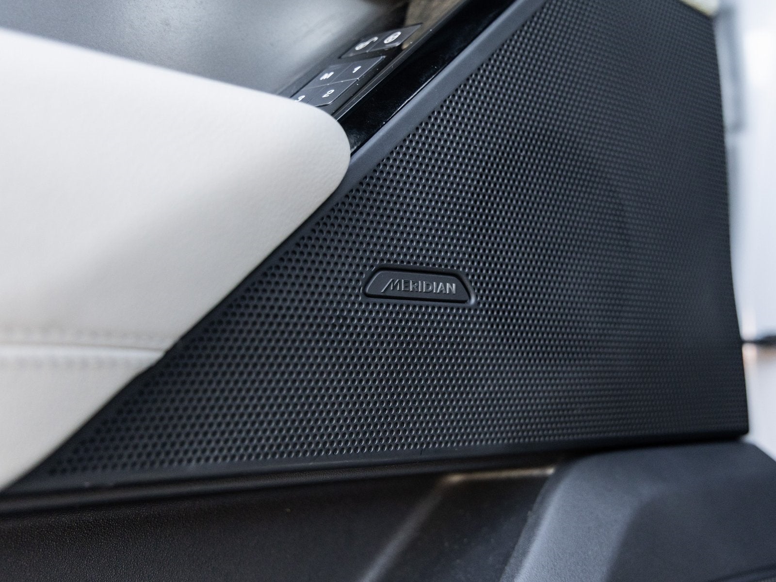 2019 Land Rover Range Rover Velar D180 S