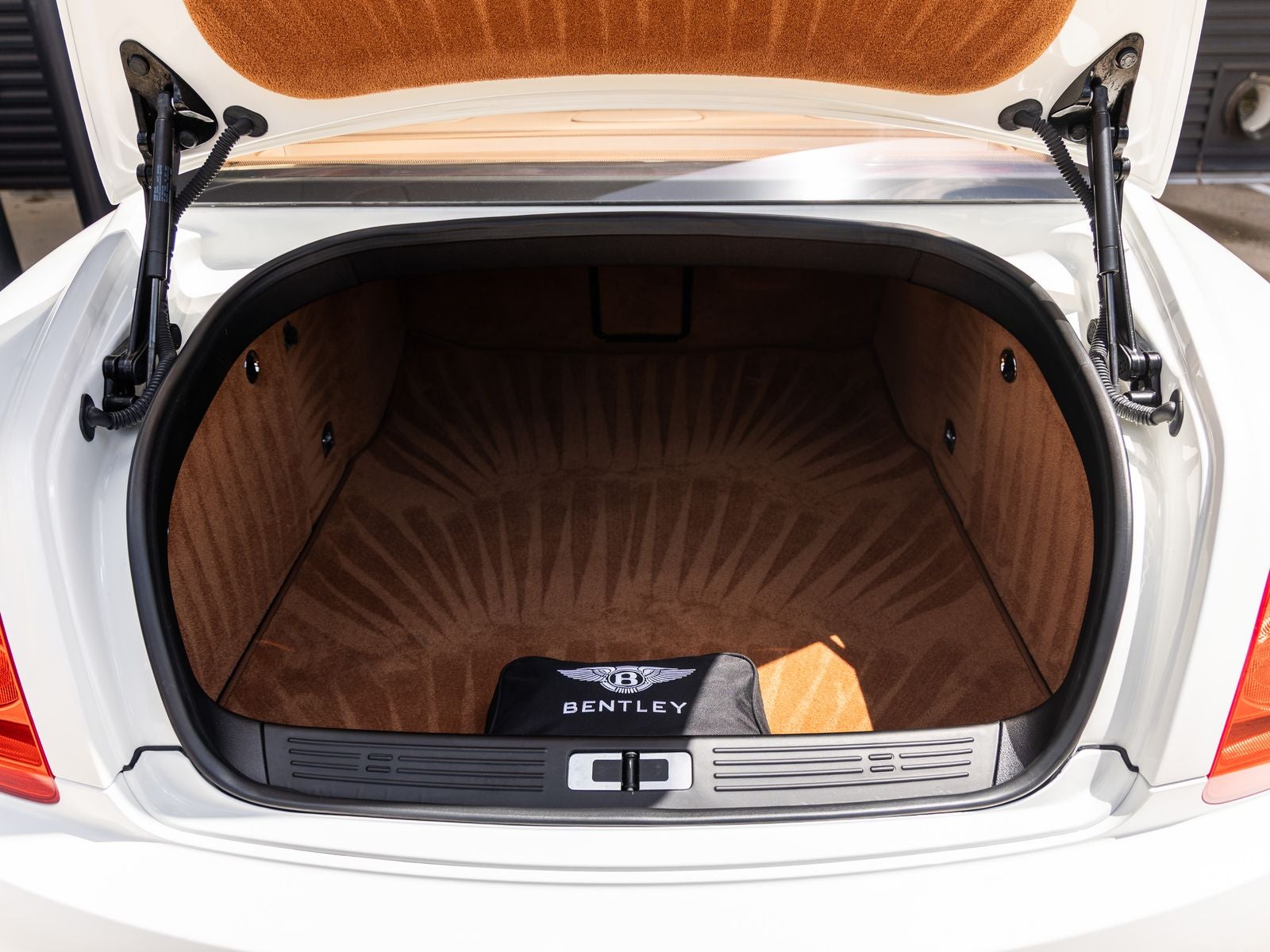 2008 Bentley Continental Flying Spur Base