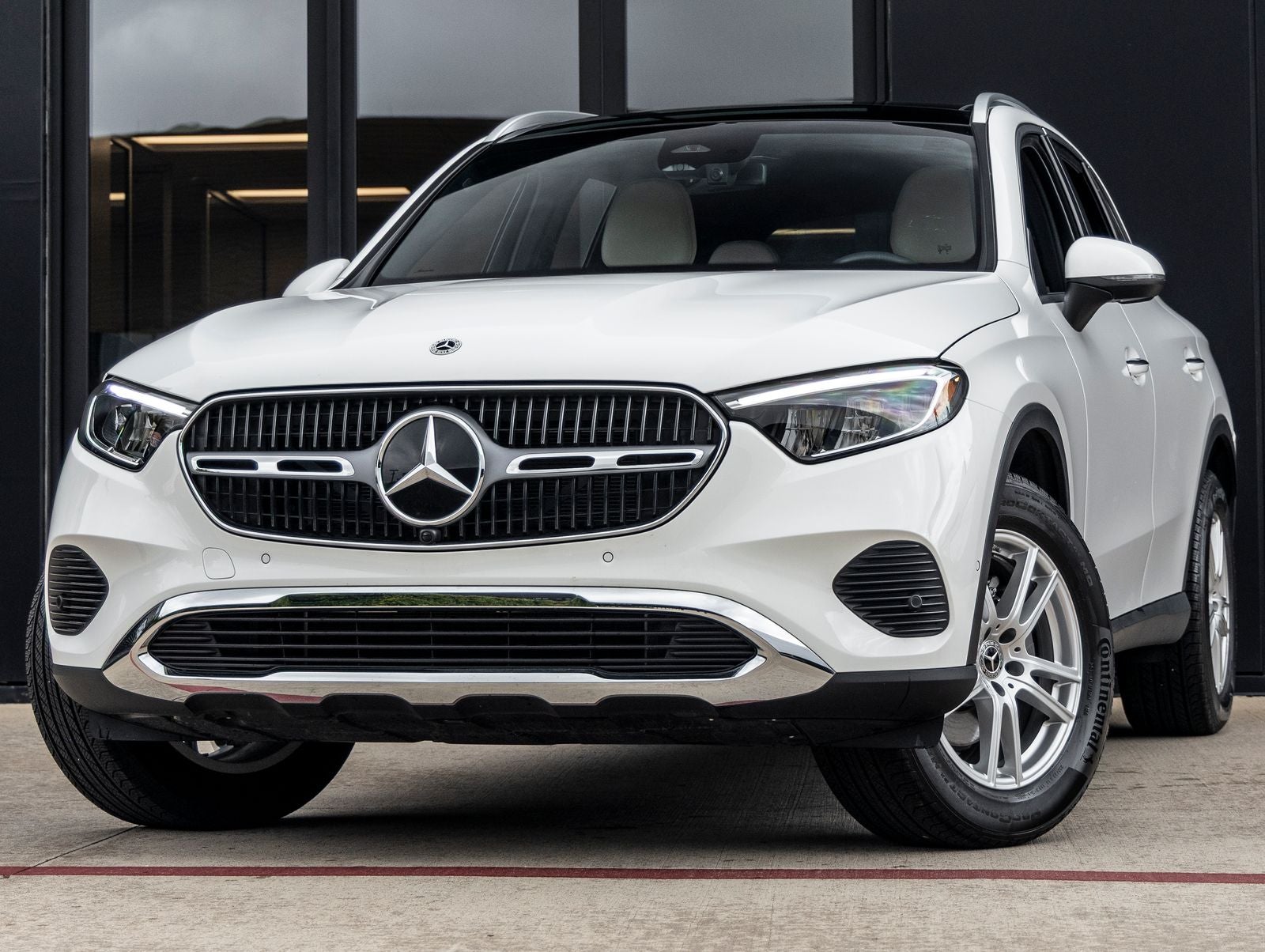 2025 Mercedes-Benz GLC
