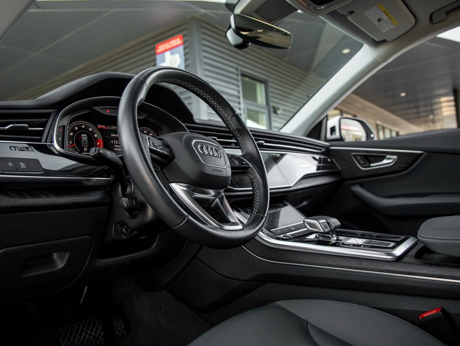 2021 Audi Q8 55 Premium quattro