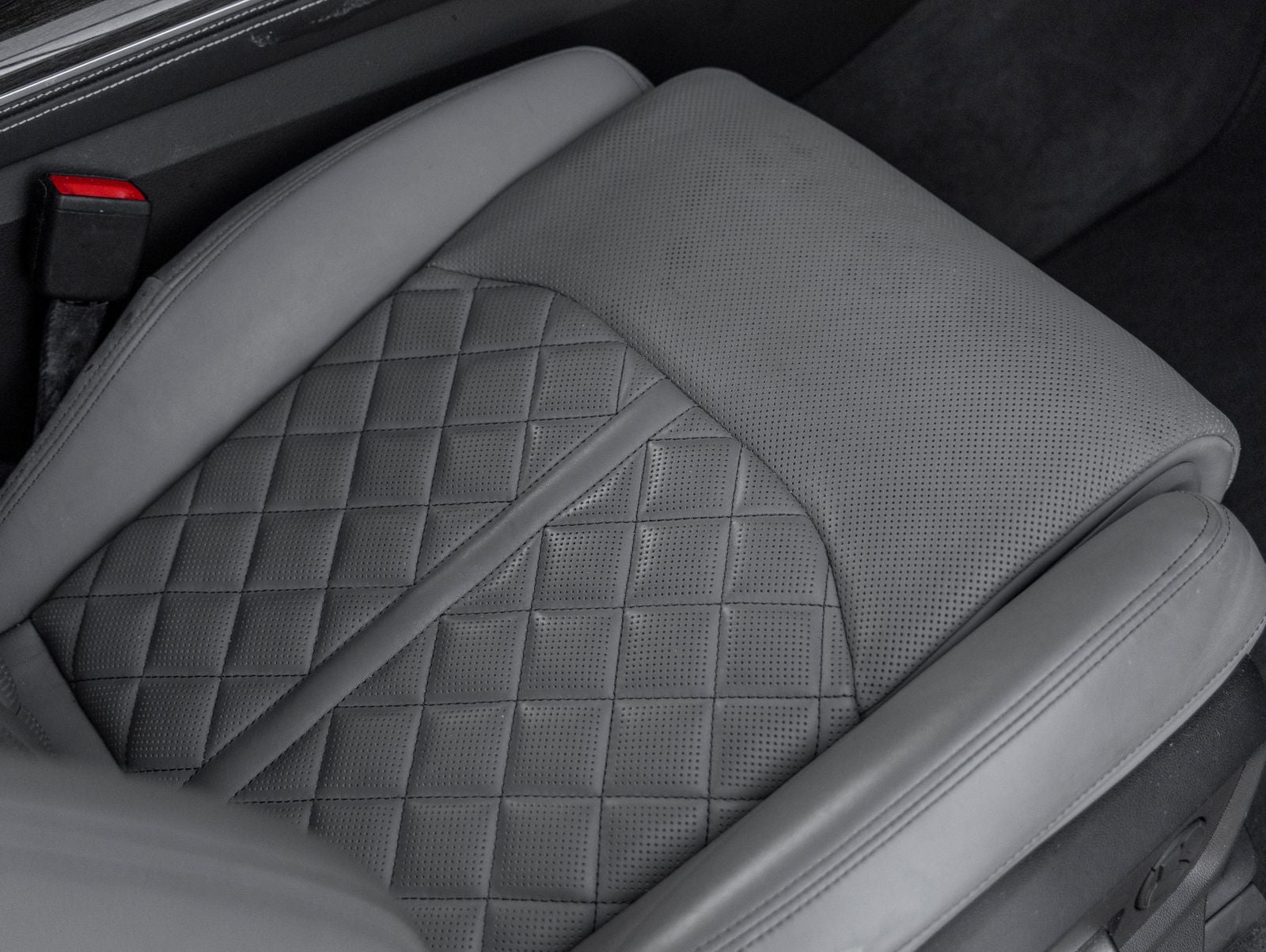 2022 Audi SQ7 Premium Plus quattro