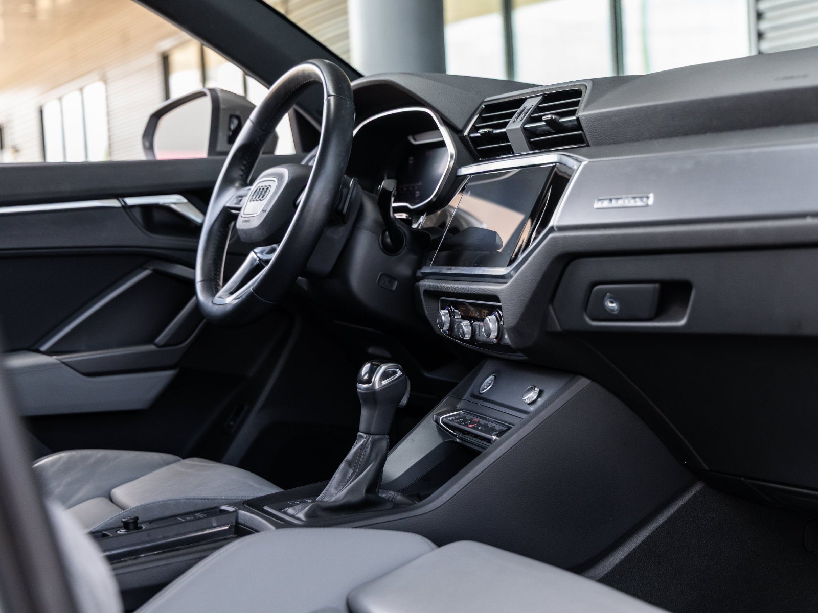 2020 Audi Q3 Premium Plus S line quattro
