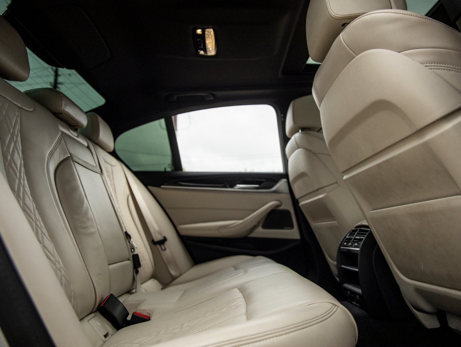 2018 BMW 5 Series 530i