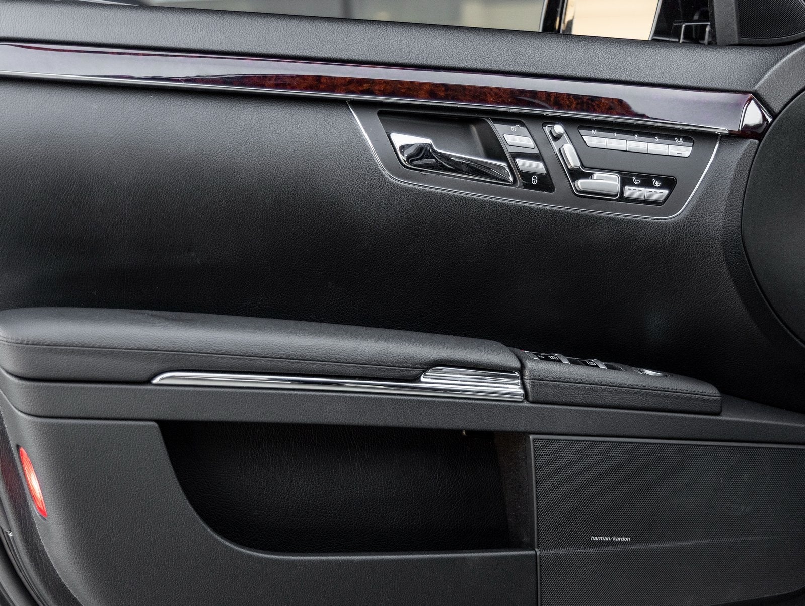 2011 Mercedes-Benz S-Class S 550