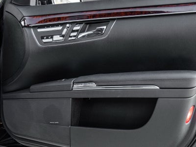 2011 Mercedes-Benz S-Class S 550